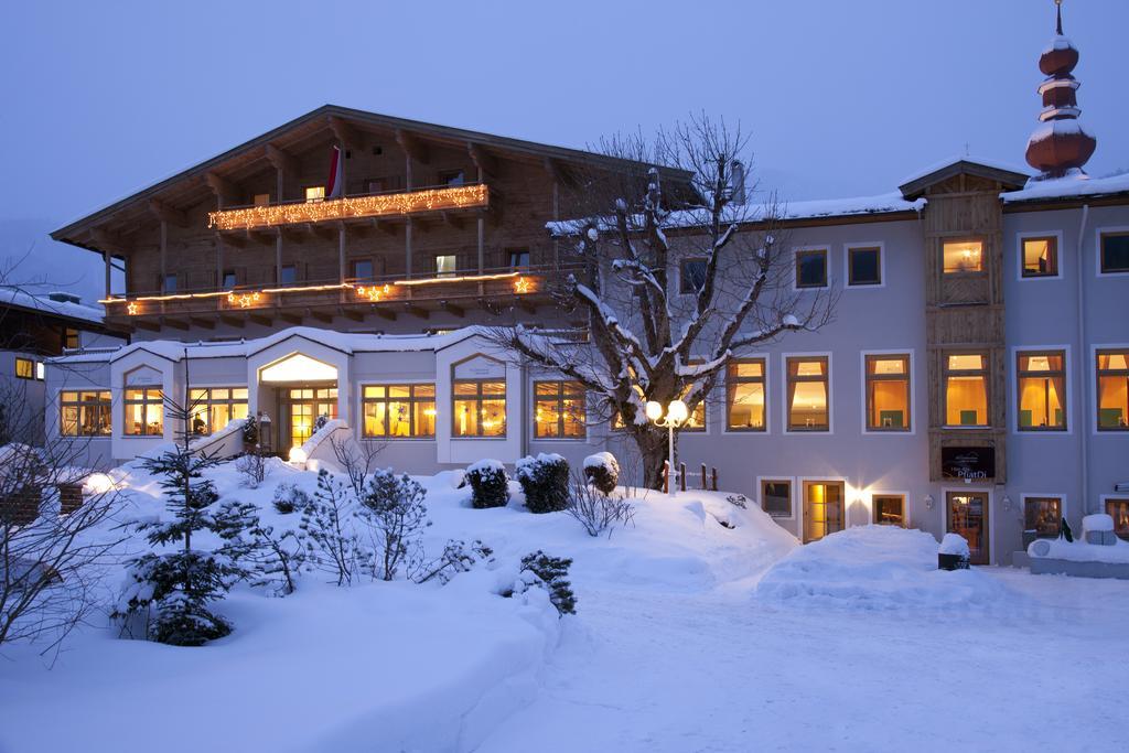 Hotel Pillerseehof Sankt Ulrich am Pillersee Exterior photo
